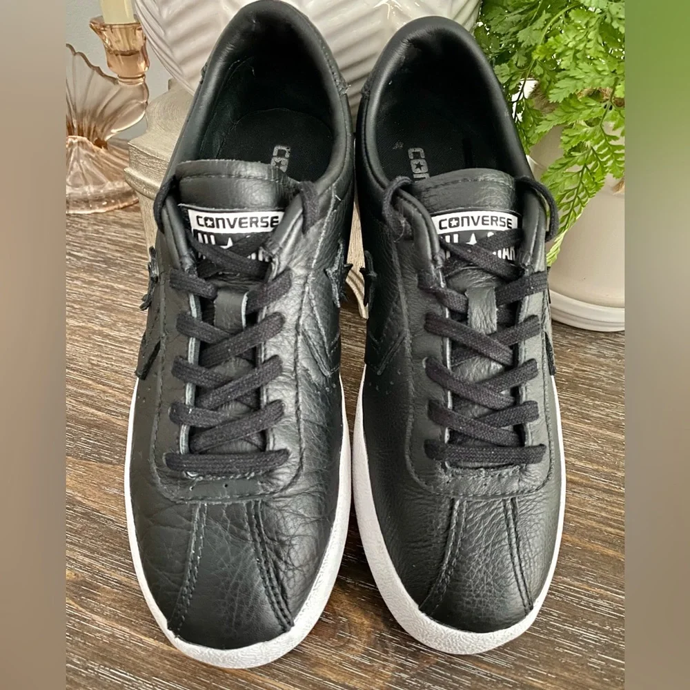 Converse All Star Breakpoint OX‎ Leather Sneakers-Black/Wht Womens Sz 7/Boys 4.5